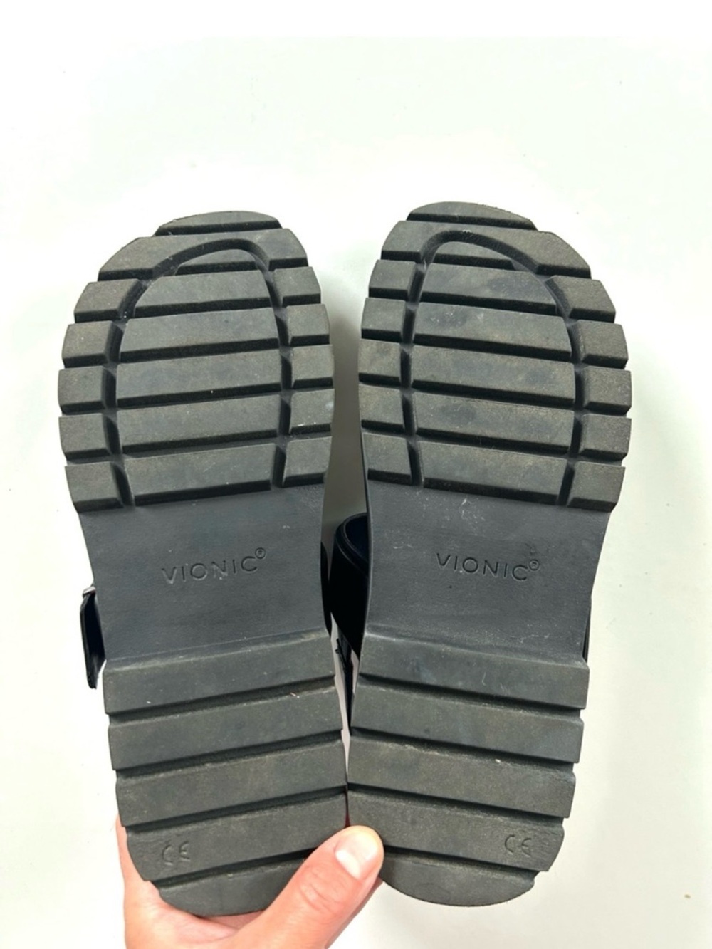 Vionic Black Premium Leather Torrance Platform Lug Sandals - Picture 6 of 9